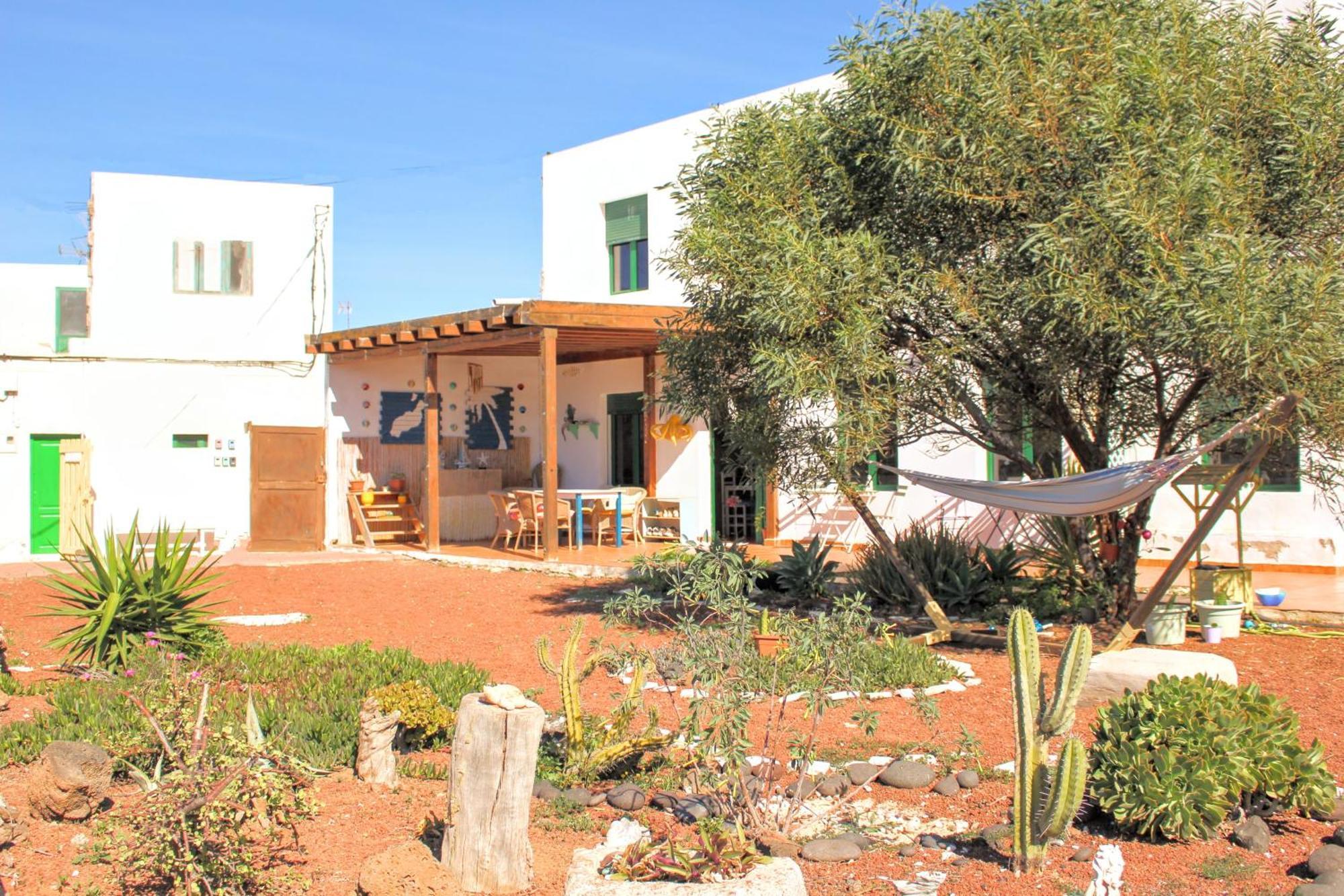 Guatiza アルマ リブレ B＆B Bed & Breakfast エクステリア 写真